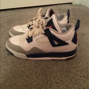 Air Jordan 4